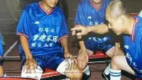 重磅回归！穆德里克影坛首秀，足坛休整一年，传奇身家能否涅槃重生？